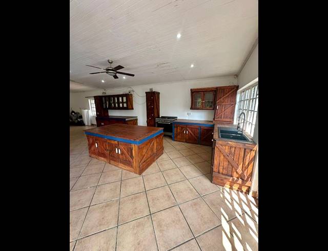 4 BEDROOM HOUSE FOR SALE IN NELSPRUIT EXT 5